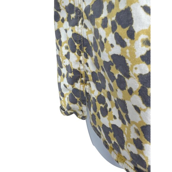 CAbi 5854 Providence Shirt Jacket Women Leopard Yellow Shacket Size M - Picture 4 of 9
